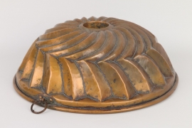 Große Backform aus Kupfer, süddeutsch um 1800 