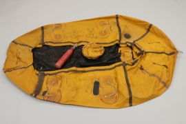 Luftwaffe pilot's "survival kit" rubber boat