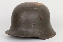 WW1 M16 helmet - US vet souvenir