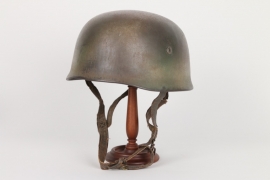 M38 Paratrooper helmet - camo paint