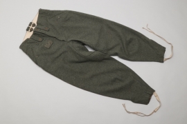 Heer / Waffen-SS M43 field trousers