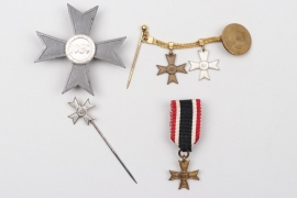 4 + 1957 War Merit Cross & miniatures