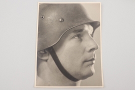 Wehrmacht portrait photo with helmet - 17.5x23 cm