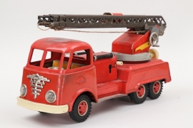 Gama - Feuerwehrauto mit Drehleiter