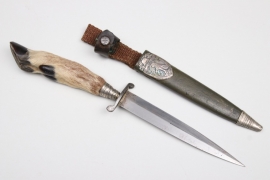 WWI trench knife with deer hoof grip
