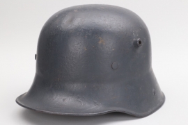 WW1 M16 helmet - W66