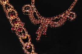 Set | Bohemian red garnet collier and bracelet