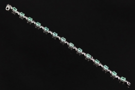 Bracelet with Kagem emeralds