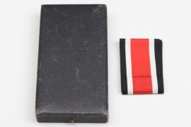 Case to 1939 Knight's Cross with ribbon