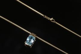 Gold plated silver necklace and pendant with topaz
