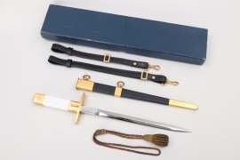 France - air force officer's dagger with hangers & portpee in case