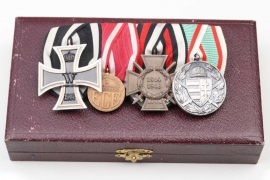 WWI 4-place medal bar in case