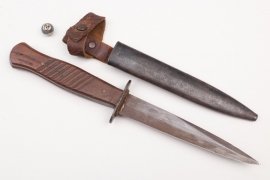 WWI trench knife & bullet pendant