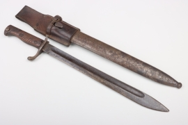 Bayonet 98/05 with rare leather frog