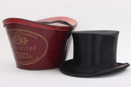 A top hat by Breiter with case