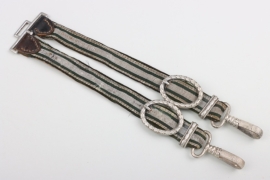 Landzoll official's dagger hangers