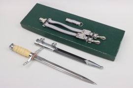 NVA army officer's dagger with hangers and case