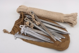 Wehrmacht tent hooks in bag + rope