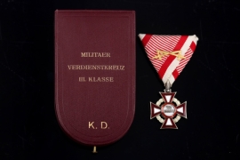 Austria - Military merit cross with war dekoration and swords