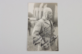 1934 signed portrait photo of an aviator - unknown