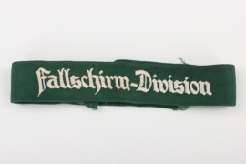 Luftwaffe cuff title "Fallschirm-Division" - EM type