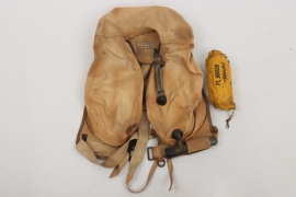 Luftwaffe life vest + paint bag