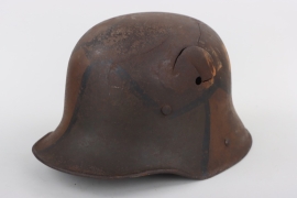 Mimikry camo M16 helmet shell - battle damaged