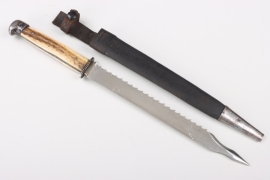 WWI trench knife "Kriegsheld" with saw-back blade