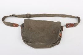 Bread bag for female auxiliaries of the Wehrmacht