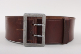 Heer / Luftwaffe 2-claw leather field belt (officers)