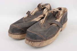 Wehrmacht wooden low ankle boots - RBNr.