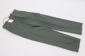 Heer M40 field trousers with label - WB.42