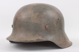 Heer M42 helmet - with camouflage paint