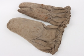 Waffen-SS gloves issued with the charkov parka