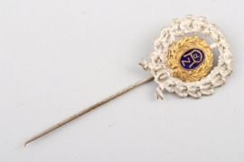 Membership Pin of the Reichsbund d. Zivildienstberechtigten