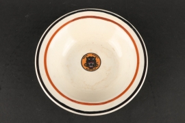 Porcelain plate of the "Hell Cats"