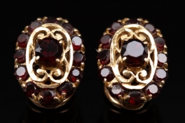 Pair of red garnet clip earrings
