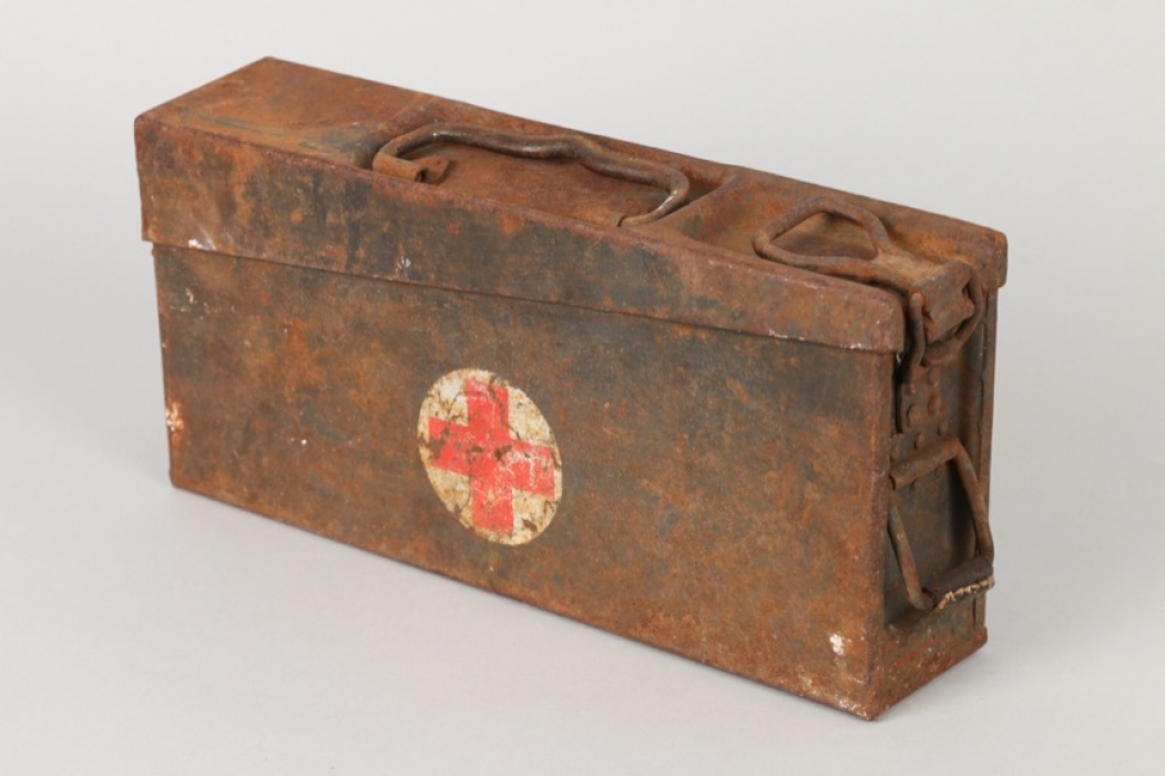 Wehrmacht MG medical ammunition box