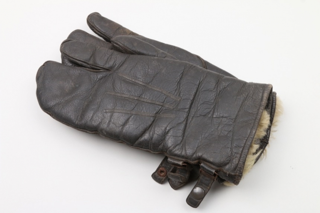 Lufttwaffe pilot's gloves