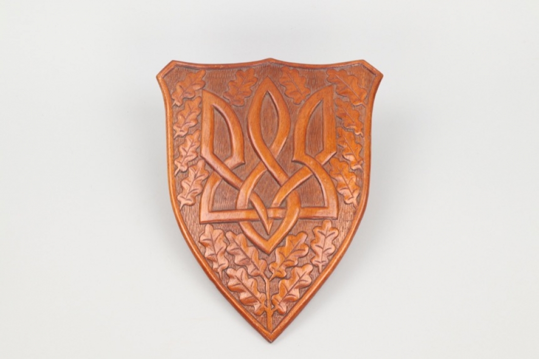 Ukrainian wooden wall crest