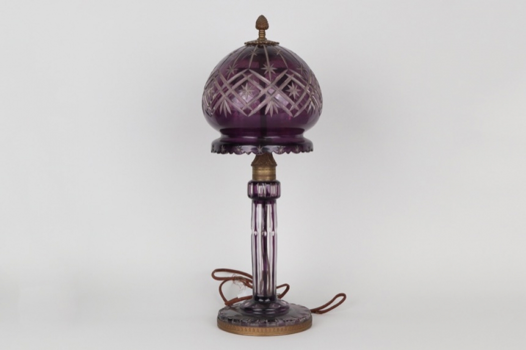 Tischlampe aus geschliffenem Überfangglas, böhmisch um 1910