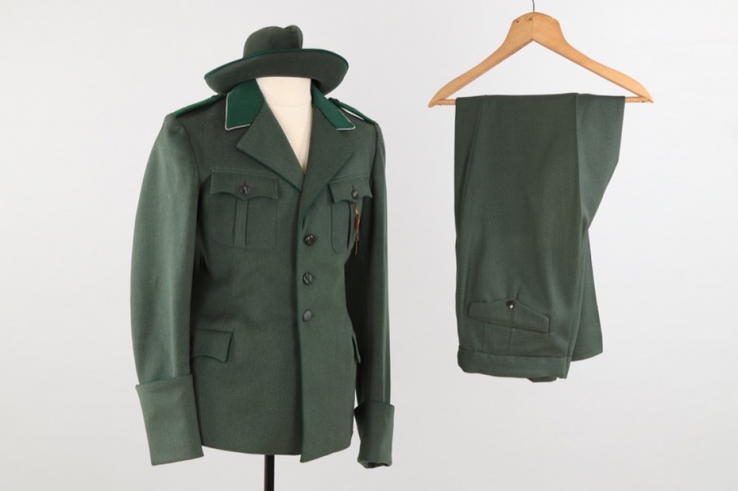 Third Reich forestry uniform grouping