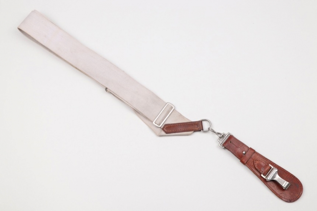 Wehrmacht sabre & dagger shoulder strap hanger