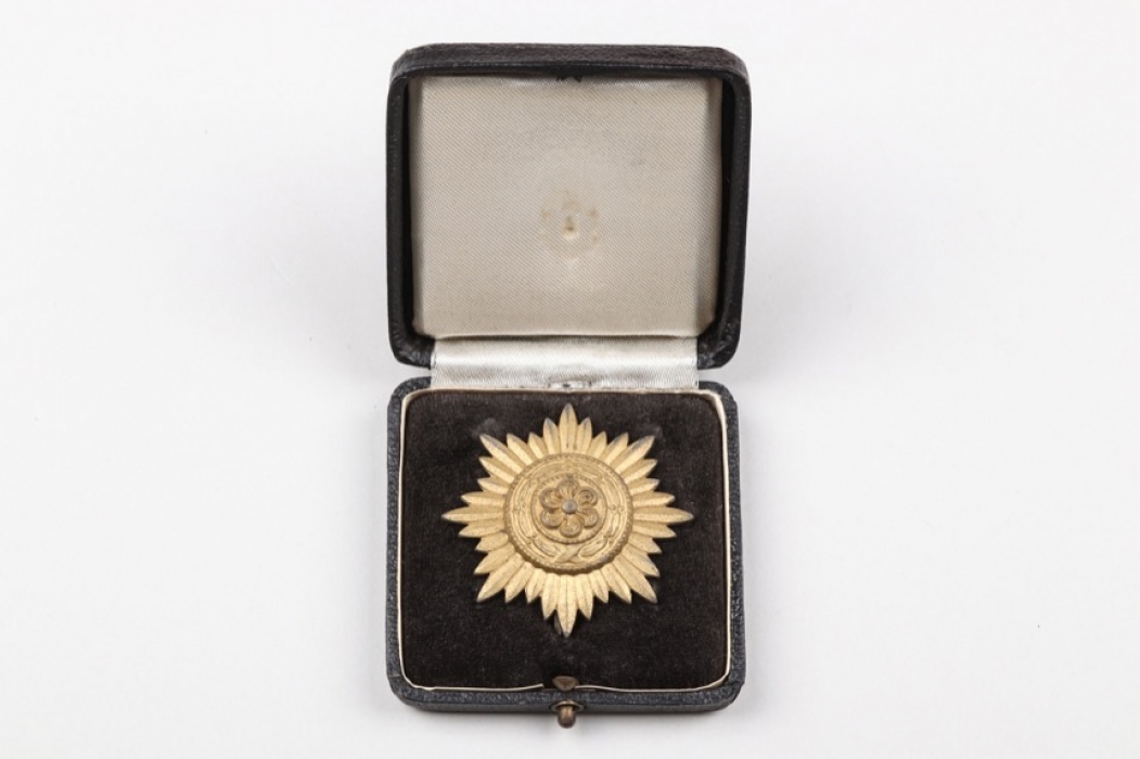 Ostvolk Decoration 1st Class in gold without swords and case