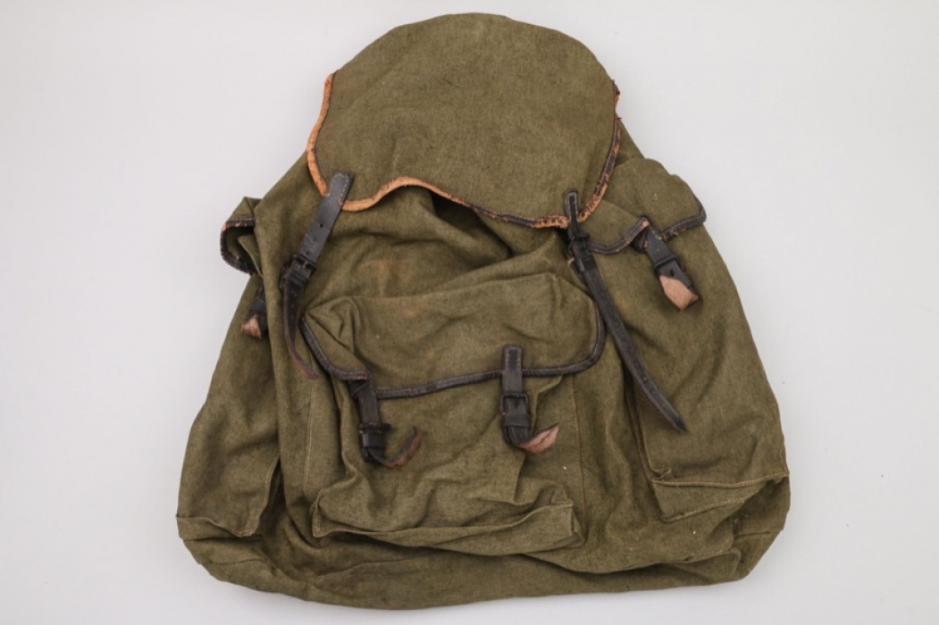 Wehrmacht rucksack with stabilization band - 1943