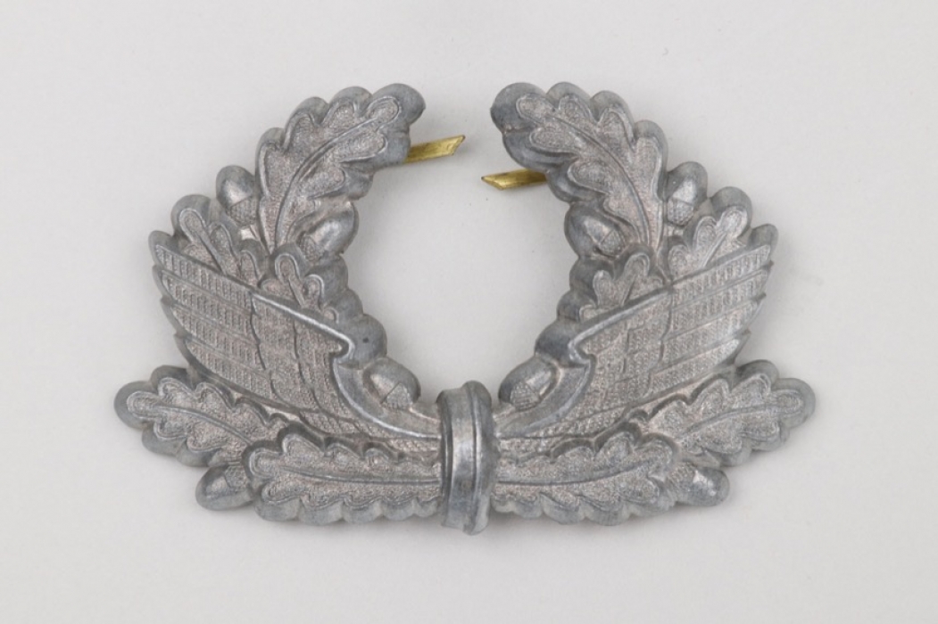 Bahnschutz visor cap wreath badge