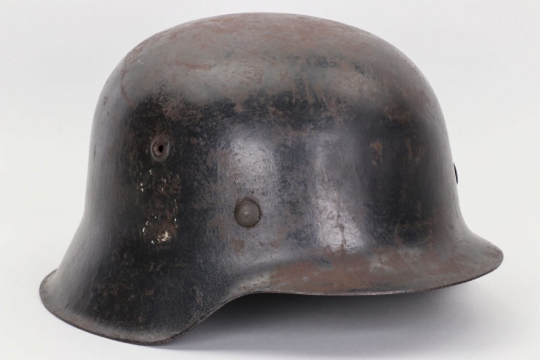 Wehrmacht M42 helmet - overpainted