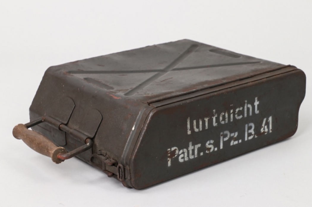 Wehrmacht "Patr.s.Pz.B.41" ammo shell box