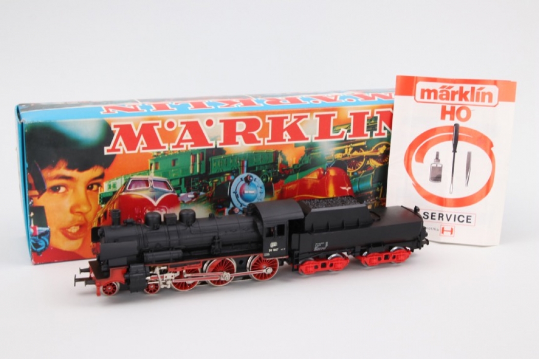 Märklin - Modell Nr.3098 Dampflokomotive mit Wassertender