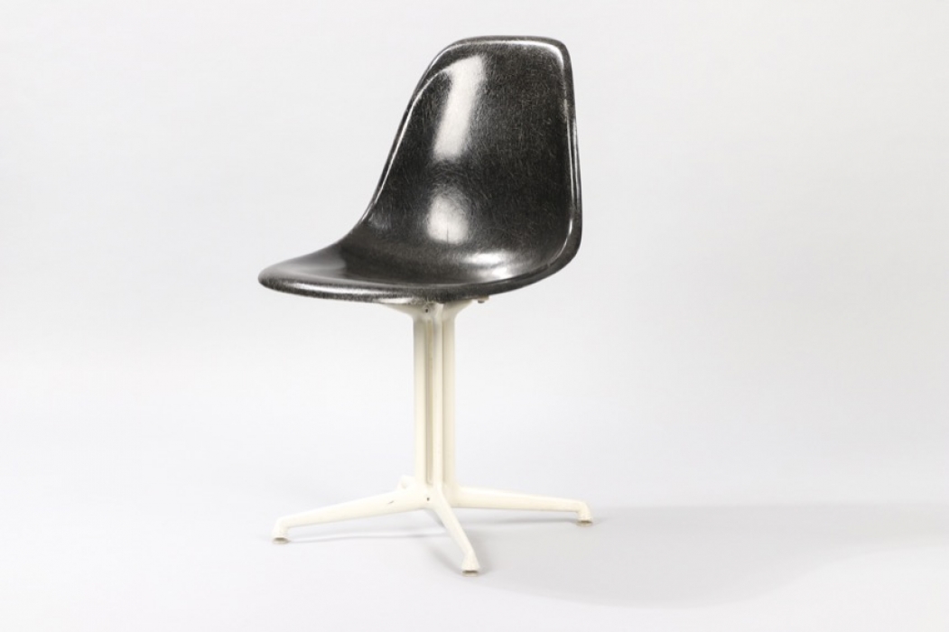 Black Fiberglas La Fonda Chair // Charles and Ray Eames